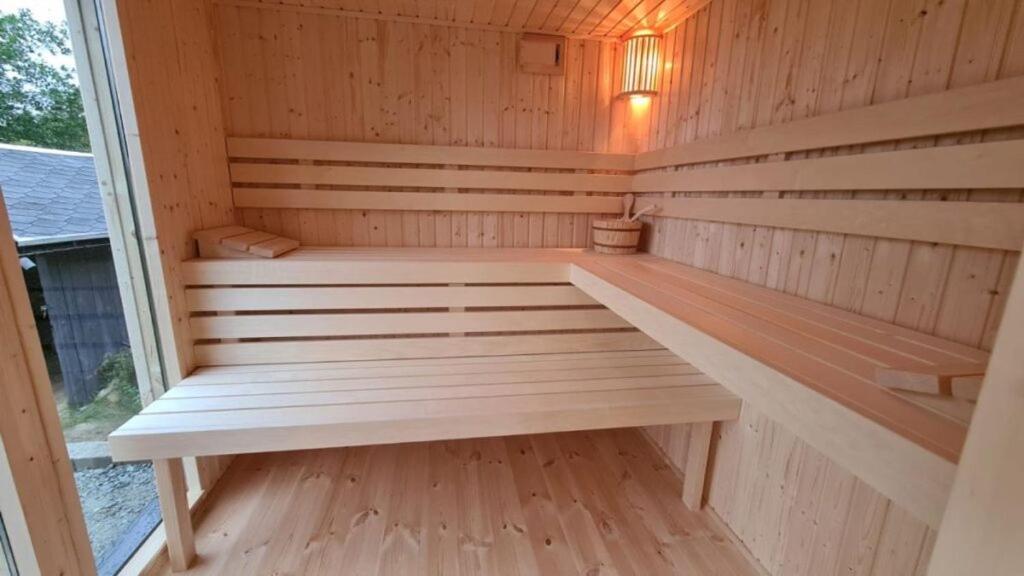 Dziki Zakatek Piskornia Dom Z Sauna Eksteriør bilde